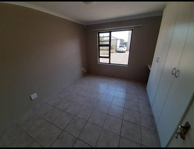 2 BEDROOM PROPERTY TO RENT IN BURGUNDY ESTATE